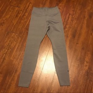 Nike One Leggings